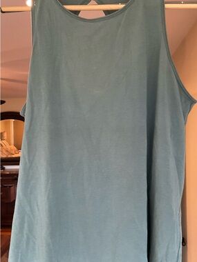 Lululemon muted sage relaxed tank open back medium